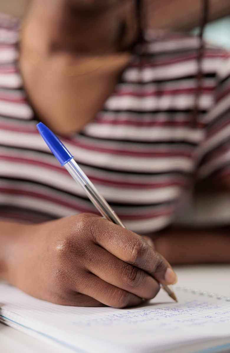 How to Write a Winning Motivation Letter for Scholarships in 2026